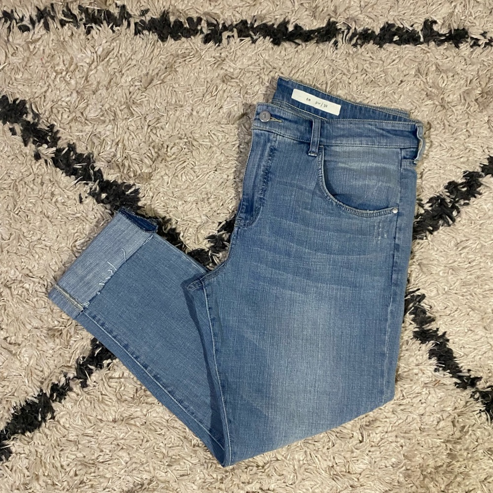 Pilcro and the letterpress cuffed hem straight leg ankle jeans size 32